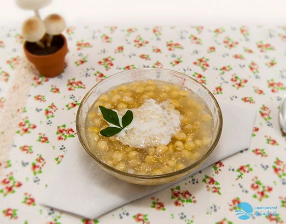 Chè Bắp — Corn & Tapioca Pearls in Coconut Milk